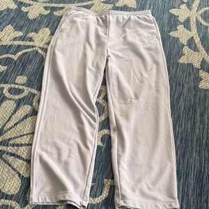 Vuori Sedona Straight Leg Sweatpants in Lavender ice color.